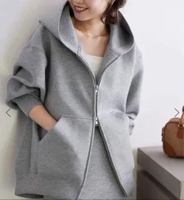 SLOBE IENA 슬롭 이에나 볼륨 집업 후디