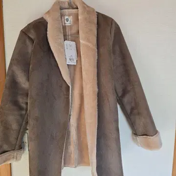 Bon de Bon 브라운 베이지 코트