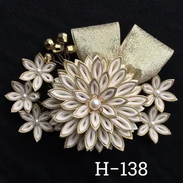 츠마미자이쿠 머리 장식 결혼식 성인식 졸업식 사전 촬영 화이트 골드