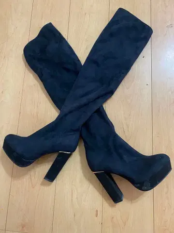 CILE 블랙 스웨이드 롱 부츠 하이힐