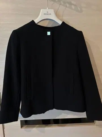 ZARA 네이비 노카라 자켓