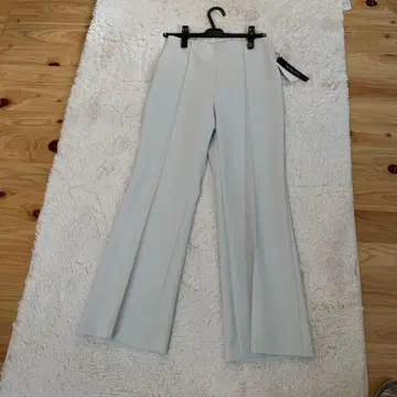 라이트 그레이 슬랙스