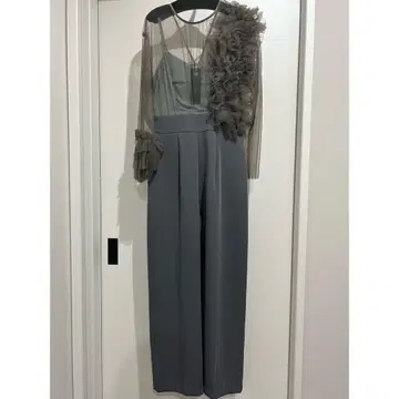 새상품 러그문 S 프릴 튤 콤비네존 결혼식 드레스