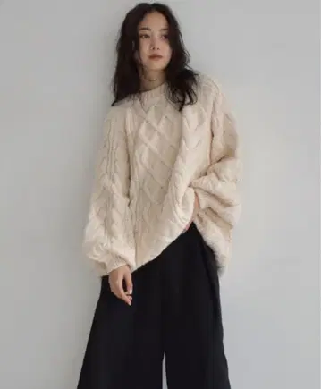 cizatto Over Cable Knit