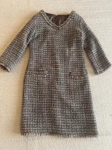 새상품급 트위드 V넥 원피스 MC 사이즈