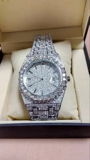 아이스 룩스 시계