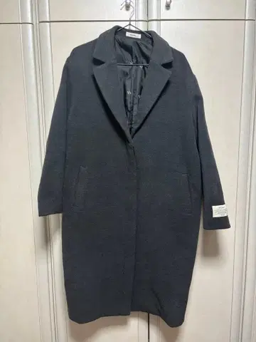 그레이 롱 코트 사이드 포켓 포함