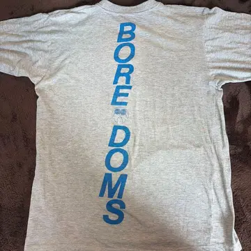 BOREDOMS T셔츠 그레이