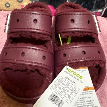 크록스 클래식 코지 샌들 버건디 9