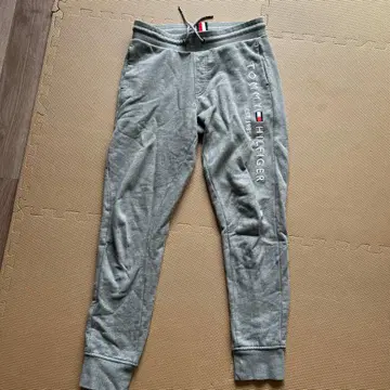 TOMMY HILFIGER 그레이 맨투맨 팬츠 S