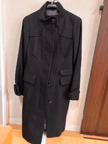 Vibrance(비브란스) 블랙 롱 코트 포켓 부착