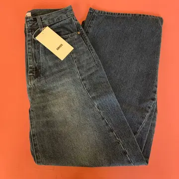 SINNSS 배기 실루엣 커브 데님