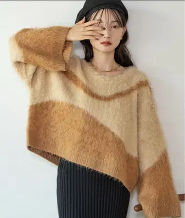 뉴앙스 샤기 니트 히나리