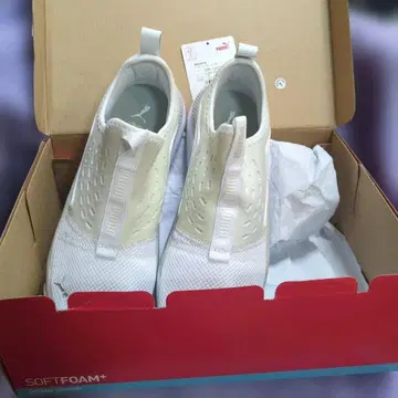 새상품 PUMA 페이서 퓨처 슬립온 25.5cm