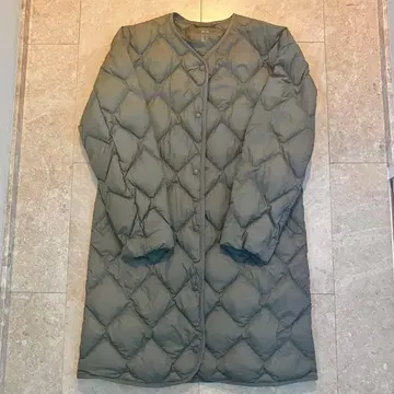 유니클로 울트라 라이트 다운 코트 올리브 그린 S 사이즈 여성용