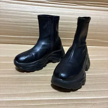 로리즈팜 스트레치 스니커즈 부츠 경량 통굽