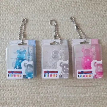 베어브릭 키링 3색 세트