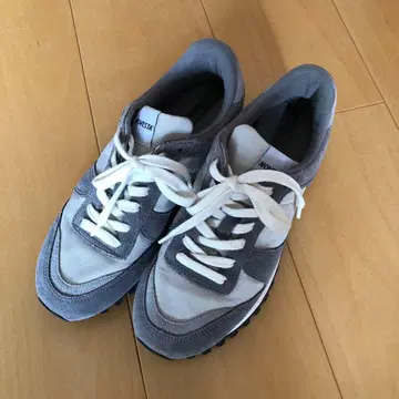 [ NOVESTA ] 스웨이드 스니커즈 그레이/화이트