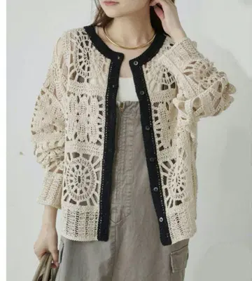 [ 새상품급 ] 퓨어세신 크로셰 뜨개질풍 미배색 가디건
