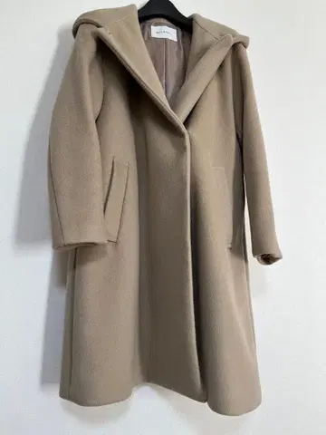 Spick & Span 후드 부착 베이지 코트