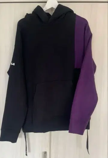 Mastermind x C2H4 x Alpha 콜라보 후드티