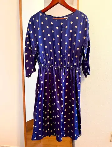 MUVEIL WORK 네이비 화이트 도트 원피스