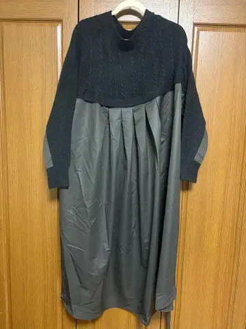 새상품 니트 플리츠 원피스 센소유니코