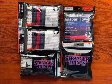 기묘한 이야기 라인 양말 25-28cm & 이마바리 타월 5종 세트