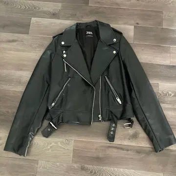 ZARA 블랙 라이더 자켓 L 사이즈