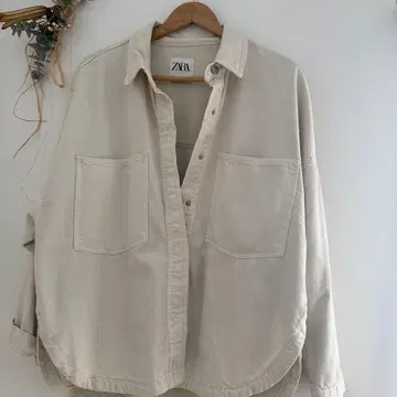ZARA 포켓 부착 셔츠 자켓 L 사이즈 크림