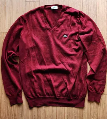 LACOSTE 버건디 V넥 스웨터 사이즈 4