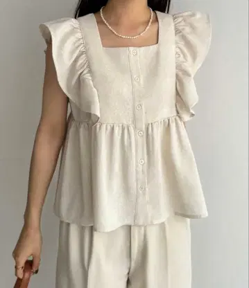 callautia 프릴 슬리브리스 블라우스