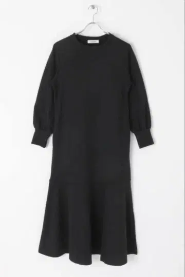 SONNY LABEL URBAN RESECH 머메이드 라인 컷 원피스