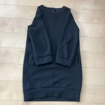 UNIQLO+J 블랙 L 사이즈 긴팔 원피스