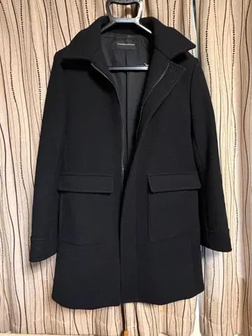 Lounge Lizard 블랙 스텐카라 코트