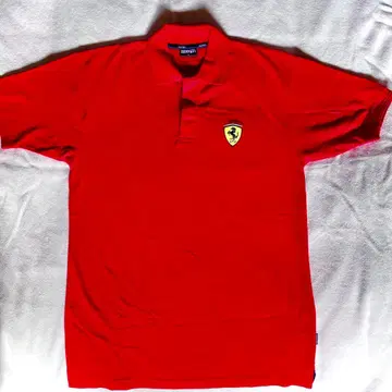 새상품 Ferrari 레드 피케 셔츠 남성용 M 사이즈 빅