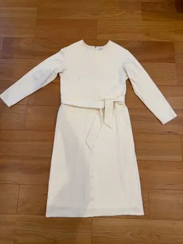 MACKINTOSH LONDON(매킨토시 런던) 원피스 화이트