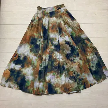 HARE 브라 아트 턱 스커트