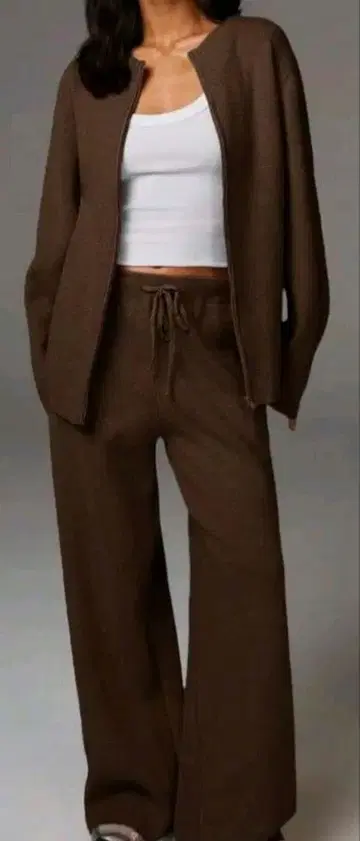 브라운 리브 니트 셋업