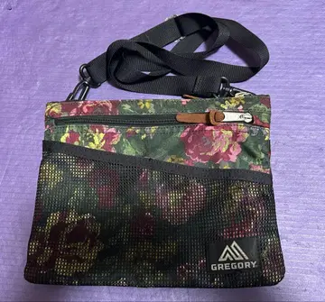 그레고리 사코슈 정원 태피스트리