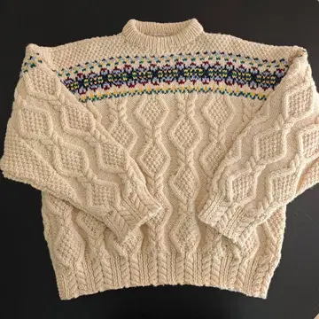 INVERALLAN 스코틀랜드제 니트