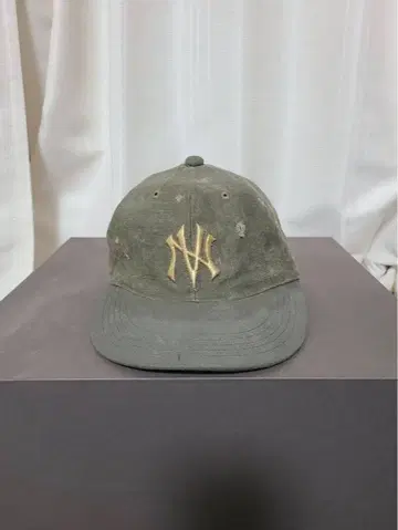 Tpablow 착용 Nvclear x Nubian