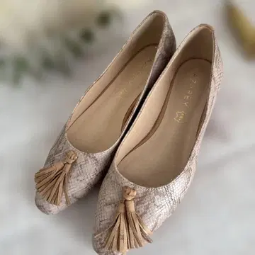 AZAREY 태슬 포함 플랫슈즈 39 이탈리아