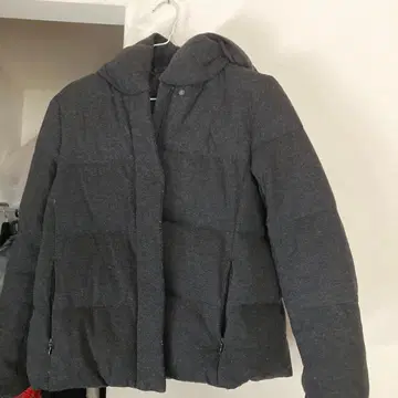 유니클로 UNIQLO 다크 그레이 후드 부착 다운 자켓 S