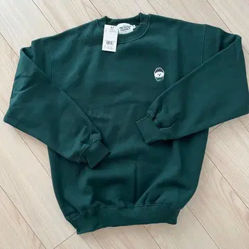 BEYOND CLOSET 그린 맨투맨 S