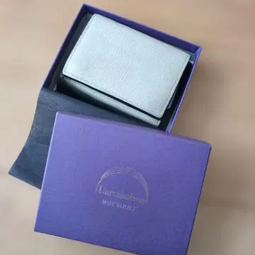 라르코 밸리 3단 폴더형 지갑 아이보리 x 브라운