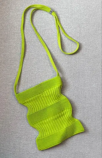 [ CECL ] 리브 숄더백 라임 그린