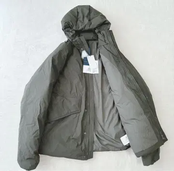 [ 미사용 택 포함 ] 피레넥스 다운 자켓 코트 카키 코베일