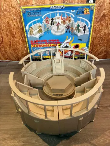 세인트 콜로세오 세인트 세이야 성투사 경기장 새상품급