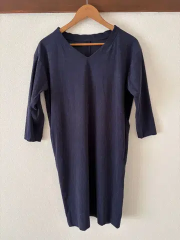 ROPE 원피스 긴팔 네이비 v넥